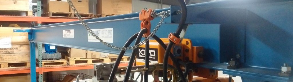 gantry crane header image with kito chain hoist